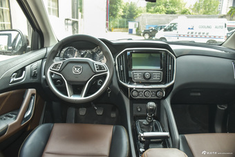 2016款驭胜S350 2.0T手动四驱汽油豪华天窗版7座