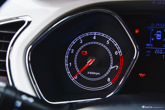 2016款瑞风S2 1.5L手动豪华智能型双色版