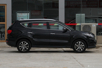 2017款风光580 1.5T手动豪华型