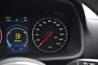 2018款比亚迪唐2.0T 智联尊悦型