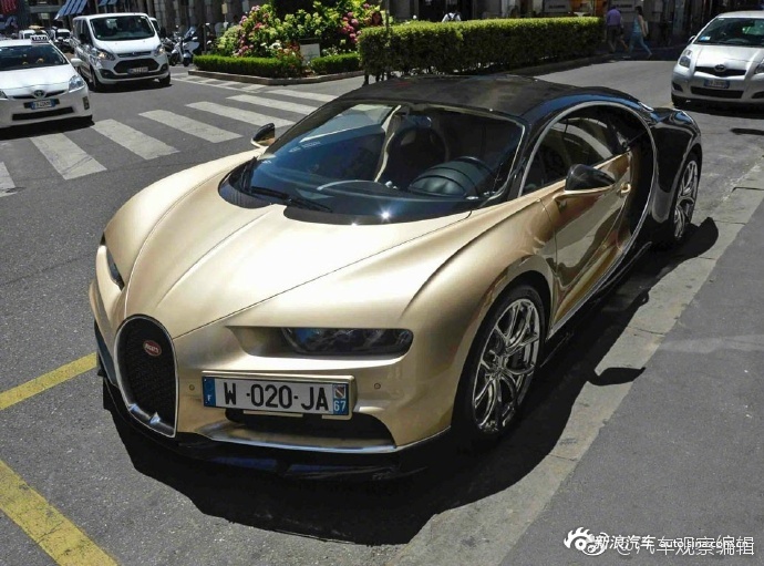 布加迪chiron,真是搭配什么颜色都超级好看!