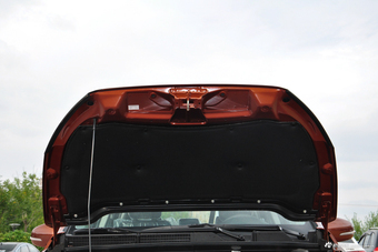 2017款骁途1.6L手动两驱都市时尚型 