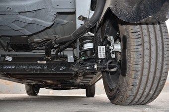 2016款宝骏560 .1.8L AMT智能手动豪华型 (白色)