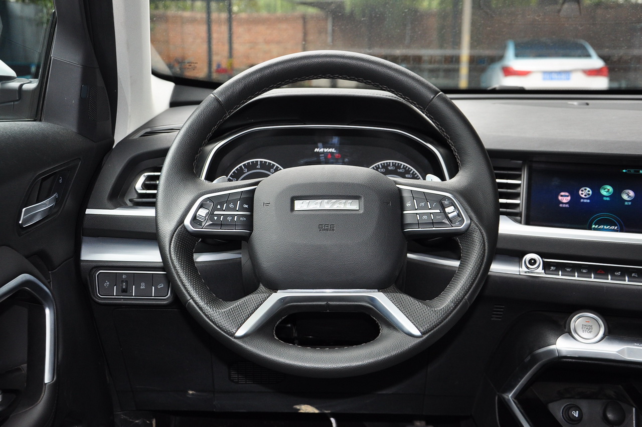 2017款哈弗H6 换代2.0T自动两驱智尚型红标