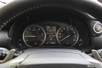 2017款雷克萨斯NX200 2.0L自动全驱锋尚版