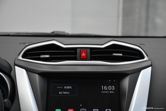 2017款比亚迪元1.5L自动酷炫互联型