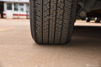 2014款奇骏2.5L自动XV NAVI四驱至尊版