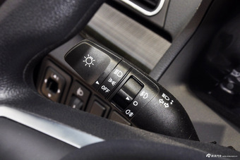 2017款众泰Z360 1.5L手动豪华型