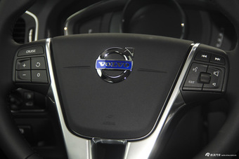 2017款沃尔沃S60L 2.0T自动T4智远版