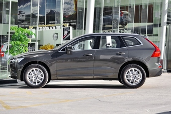 2018款沃尔沃XC60 2.0T自动T4智逸版