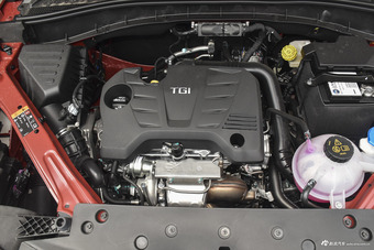 2018款荣威RX5 1.5T 20T自动两驱互联网智臻版