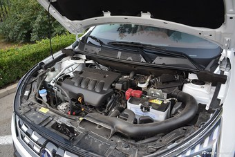 2016款启辰T70X 2.0L自动睿享运动版