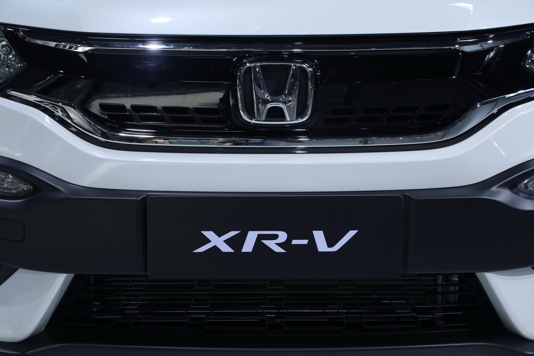 XR-V
