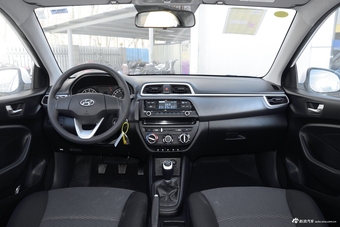 2017款瑞纳1.4L手动天窗版图片