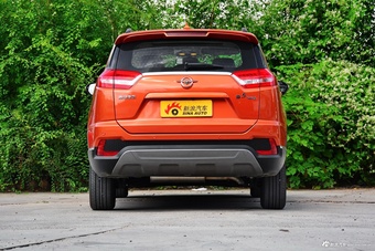 2018款海马S5青春版 1.6L自动旗舰型 