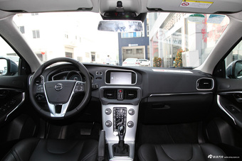 2018款沃尔沃V40 1.5T自动T3 智雅版