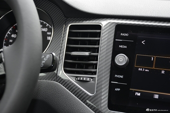 2018款高尔夫·嘉旅1.4T自动豪华型230TSI 2周年纪念版