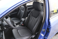 2017款吉利帝豪1.5L自动三厢百万款向上版