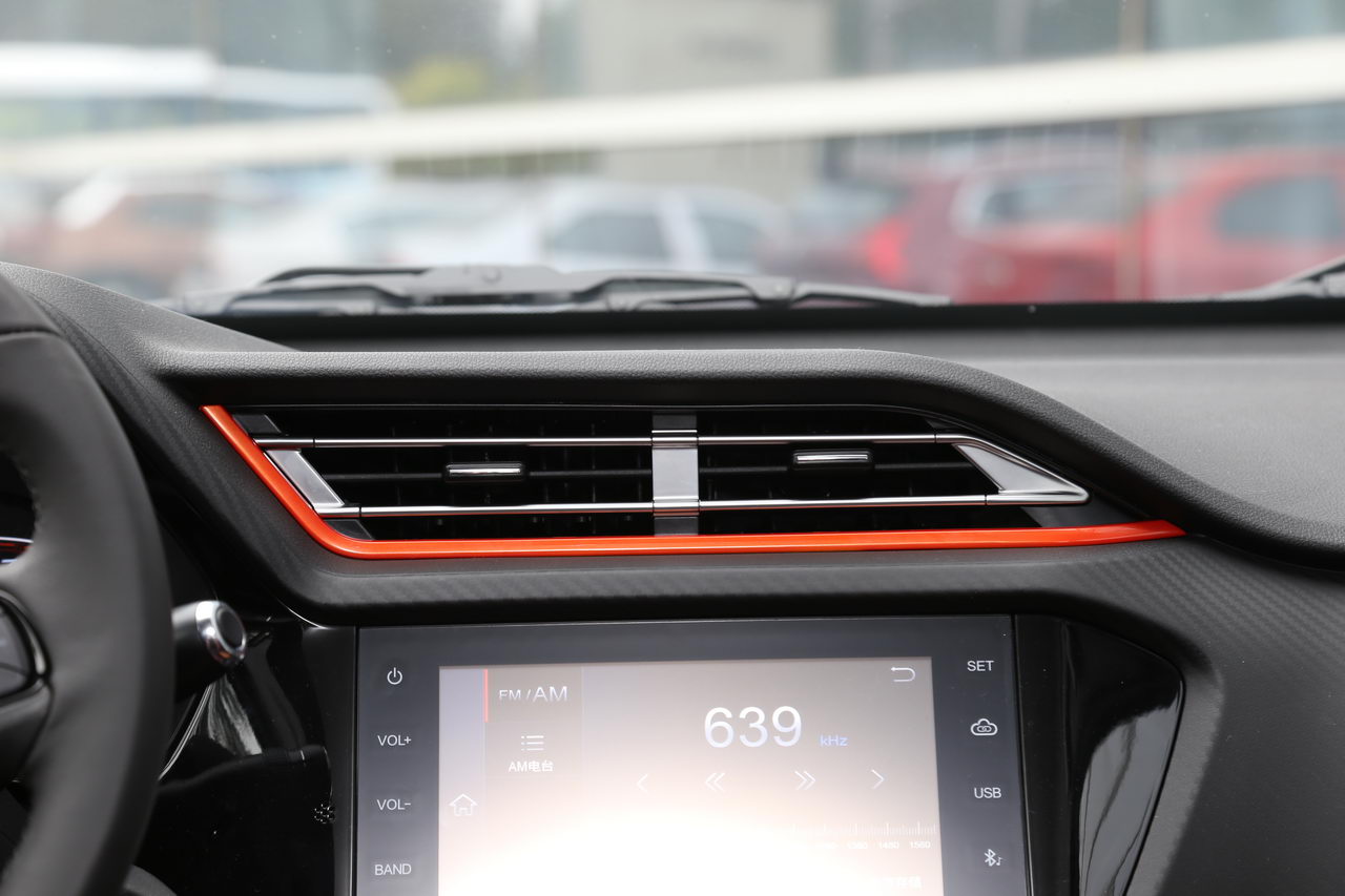 2017款瑞虎3X 1.5L自动版I