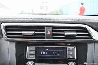 2018款名爵ZS 1.5L手动风尚版