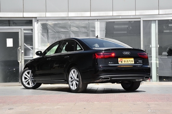2018款奥迪A6L 2.0T自动30周年年型 35 TFSI 运动型
