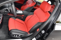 2018款宝马7系740Li 3.0T自动尊享型M运动套装xDrive黑焰版