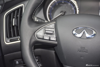 2016款英菲尼迪Q50L 2.0T自动悦享版