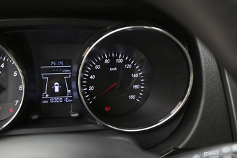 	2018款斯派卡1.5L手动豪华型