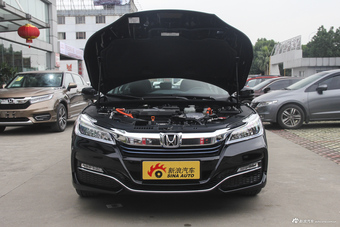 2016款雅阁混动2.0L自动锐领版