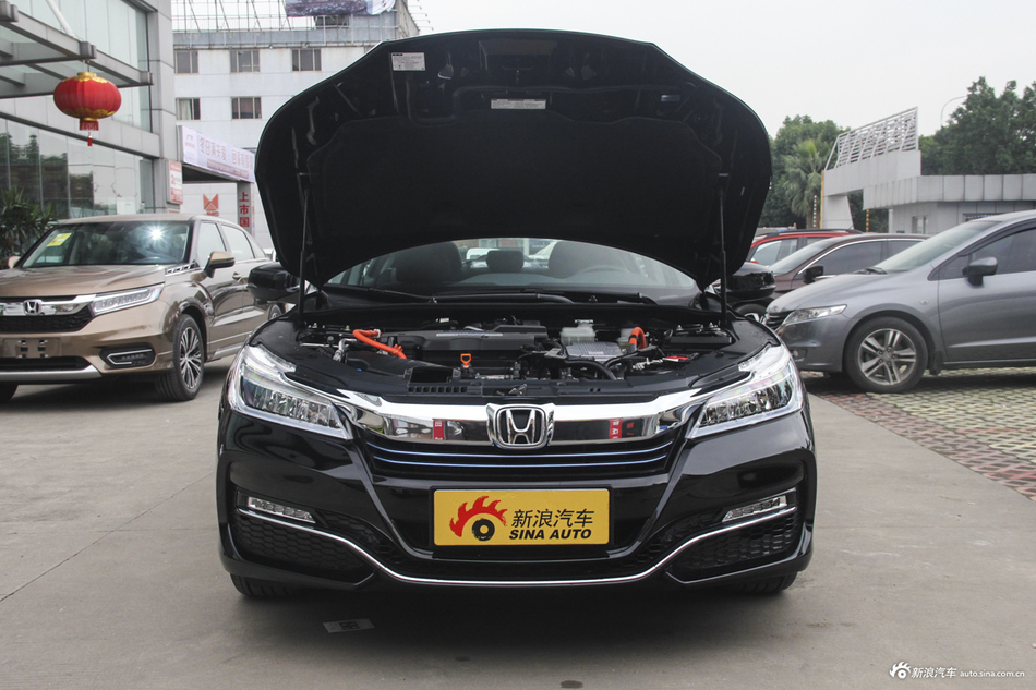 2016款雅阁混动2.0L自动锐领版