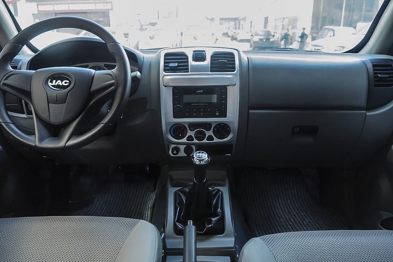 2014款瑞铃2.5T手动标准型标双排4B2-95C43