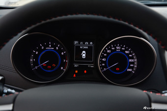 2016款逸动XT 1.6L自动俊酷型