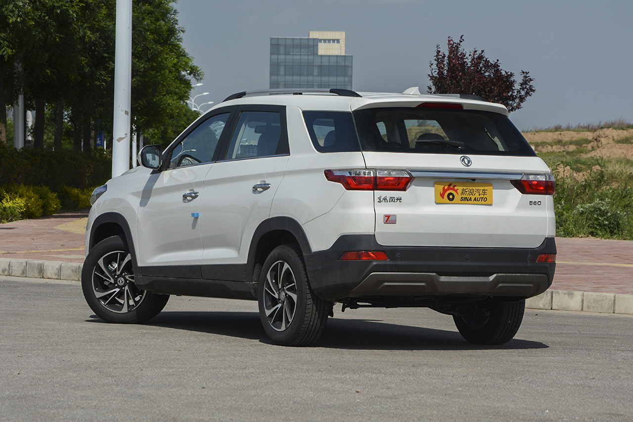  2018款风光S560 1.8L手动舒适型