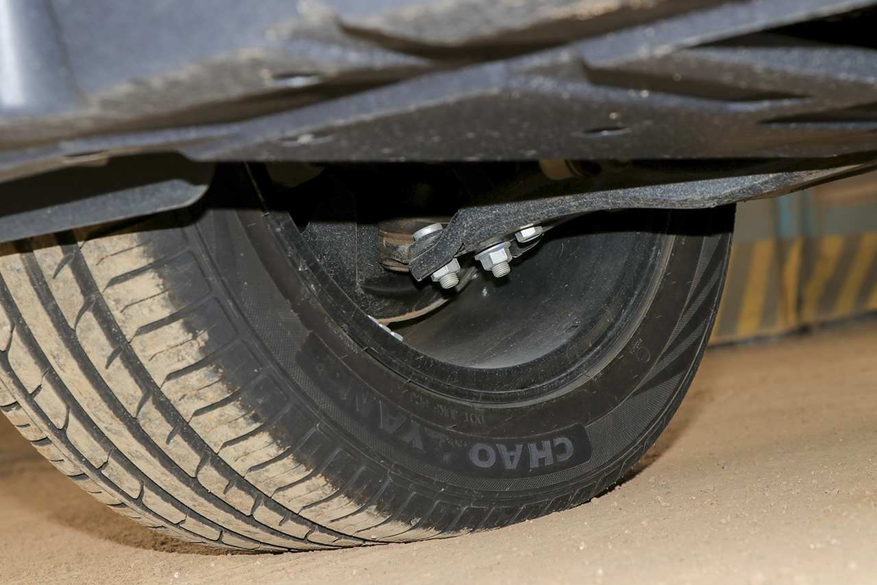 2017款众泰T300 1.5L手动尊享型