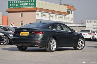 2017款奥迪A5 2.0T自动Sportback 40 TFSI时尚型