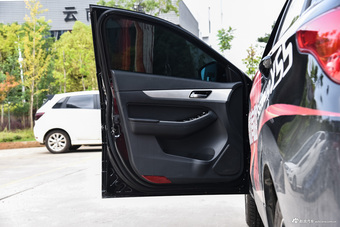 2016款北汽绅宝X55 1.5T自动CVT豪华版