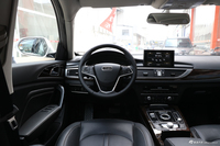 2018款众泰Z700H 1.8T DCT尊享型