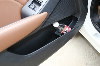 2016款北汽威旺S50 1.5T手动乐动版尊享型