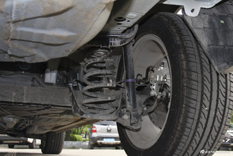 2017款风神AX3领先版1.5L手动尚酷型