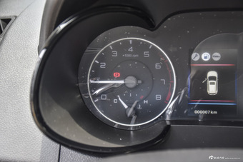 2017款风神AX5 1.4T手动趣悦型