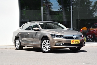 2017款上汽大众帕萨特330TSI DSG尊荣型