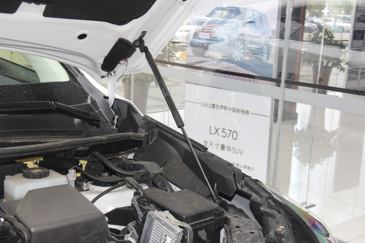 2018款雷克萨斯NX300h 2.5L自动全驱锋致版