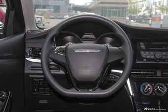 2018款启辰T70 2.0L自动睿趣版