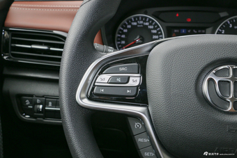 2018款中华V6 1.5T自动豪华型