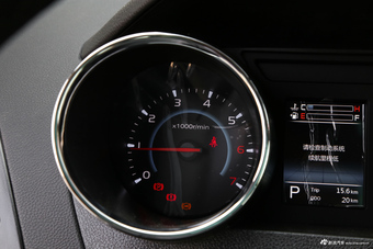 2017款轩朗 2.0L自动舒适型