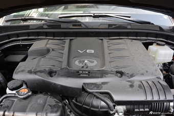 2017款英菲尼迪QX80 5.6L自动中东版