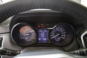 2016款驭胜S350 2.0T自动两驱汽油豪华版7座