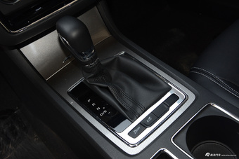 2017款荣威i6 1.5T自动旗舰版20T