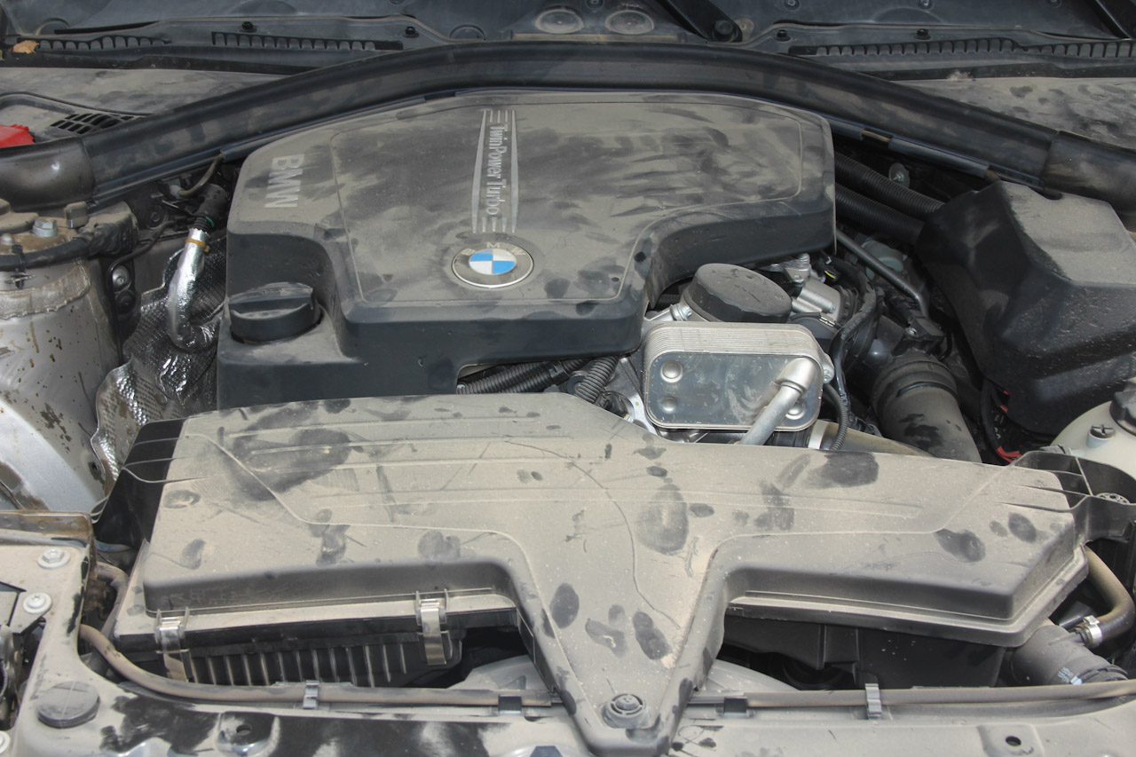 2016款宝马3系 2.0T自动320Li豪华设计套装