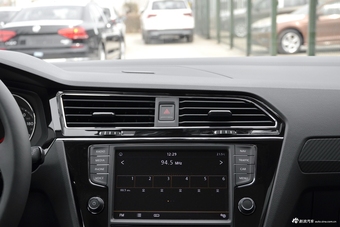 2018款途观L 2.0T自动两驱豪华版330TSI